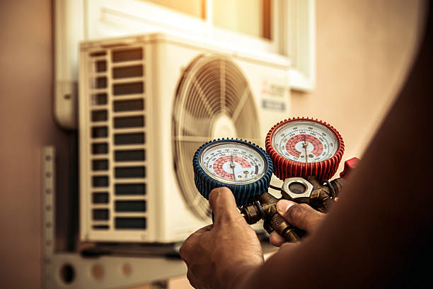 Professional Hvac technician working in Tamarack, MN